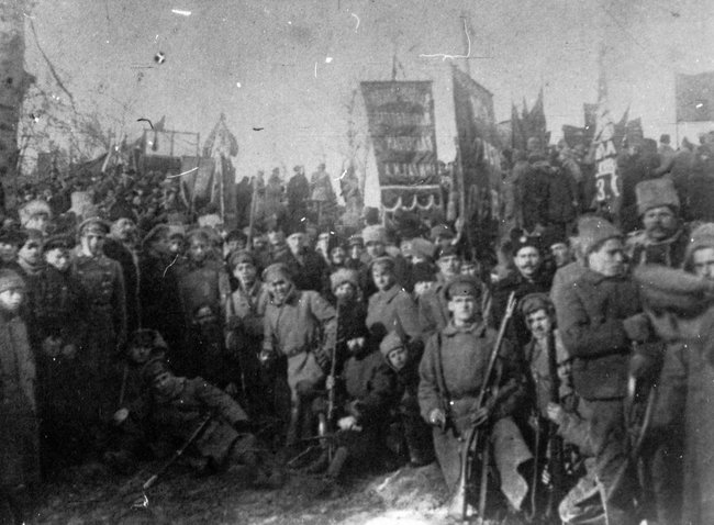 К 100-летию боя под Крутами в Сумах подготовили онлайн-выставку 04