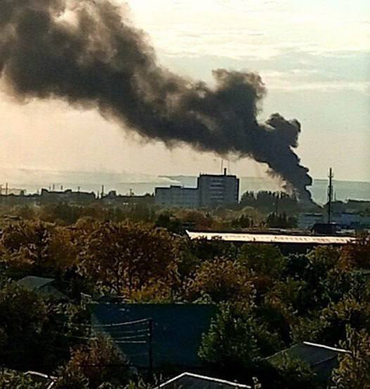 В окупованому Луганську пролунали два вибухи 03