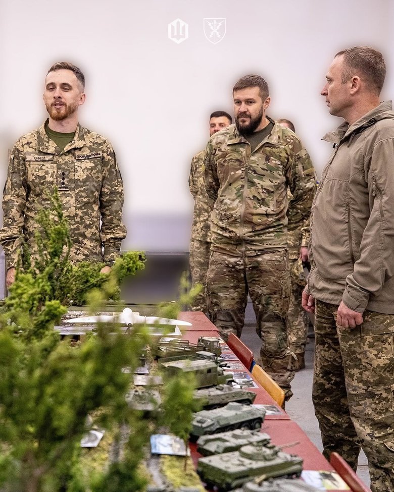 Михайло Драпатий та Святослав Заїць у Навчальному центрі Сил безпілотних систем