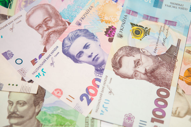 Нацбанк показал дизайн новых банкнот в 50 и 200 гривен 08