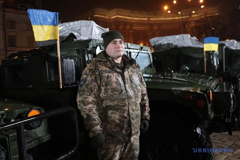 3-й отдельный полк спецназа получил 13 легких бронированных автомобилей HMMWV 03