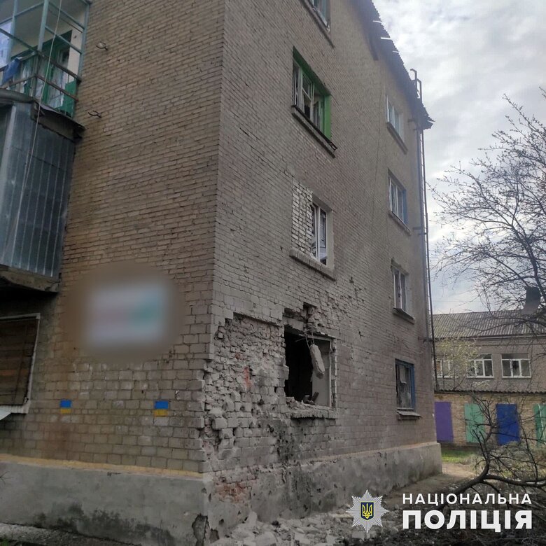 Наслідки обстрілів Донеччини: росіяни завдали ударів по житлових кварталах 02