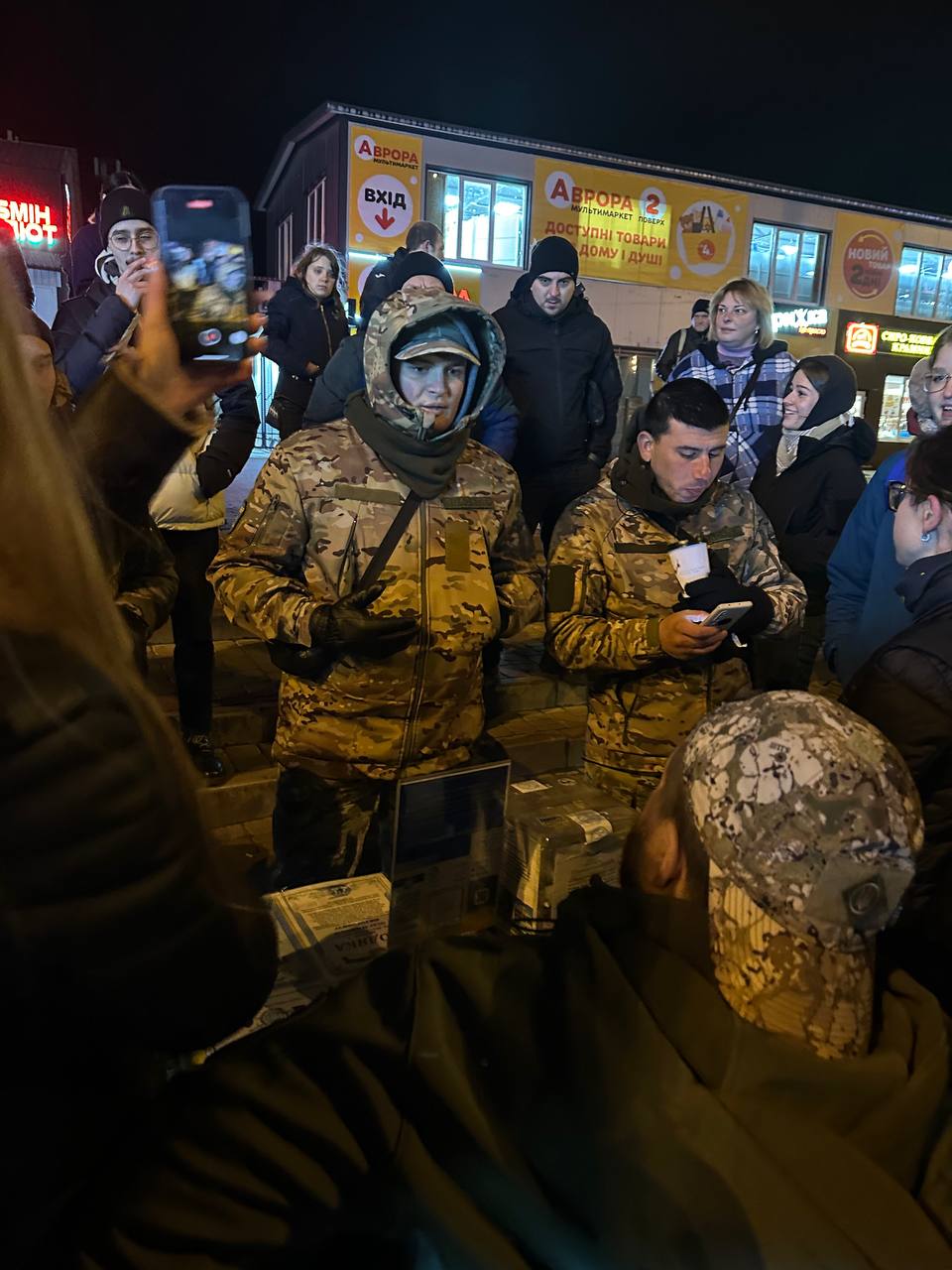 Спаси родную страну: Псевдоволонтеры в Киеве | Цензор.НЕТ