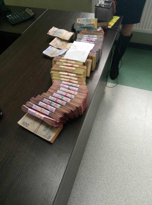 Налоговики на Ривненщине разоблачили руководителей мясоперерабатывающей компании, не заплативших более 5,5 млн грн налогов 10