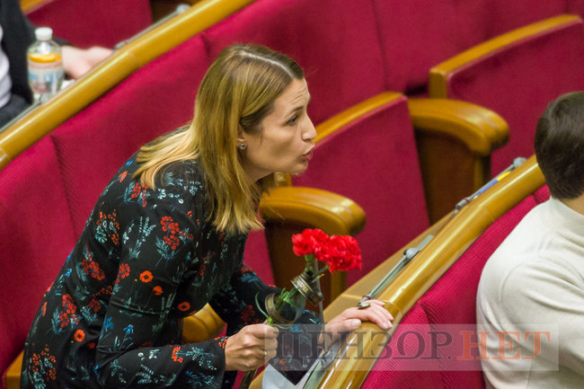 Вазоны Тищенко, просьба к Радуцкому по поводу ягодицы и сообщение Литвиненко: Когда ее обнимаю, у меня все встает, - работа ВР 16 апреля 10