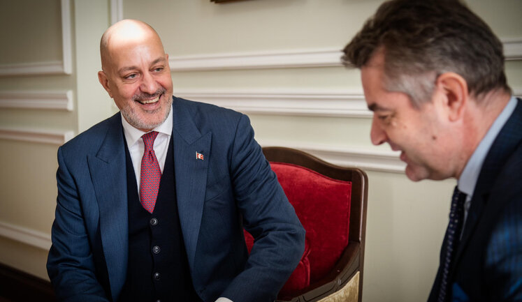Newly appointed Turkish Ambassador Bilgen starts his work in Ukraine. PHOTOS