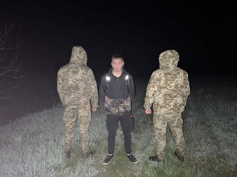 Одинадцять ухилянтів затримано на Закарпатті 02