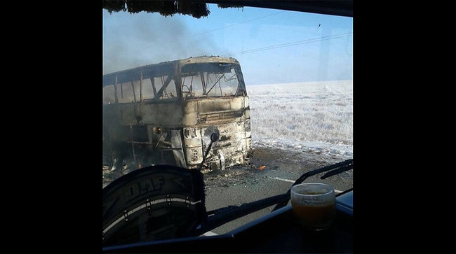 При возгорании автобуса в Казахстане погибли 52 человека 02