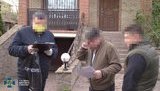 Коммерсанты из Кривого Рога поставляли в ВСУ смазочные материалы низкого качества, а военный чиновник закрывал на это глаза, - СБУ. ФОТО