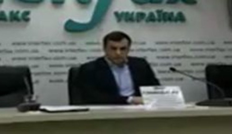 Глава фонда поддержки фермерских хозяйств подал в отставку из-за уничтожения украинского села олигархами из окружения Порошенко, - Саакашвили. ВИДЕО