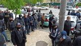 "Титушки" пришли на суд по мере пресечения Медведчуку. ФОТОрепортаж