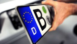 Водителям евроблях подготовят новые правила растаможки авто (обновлено)