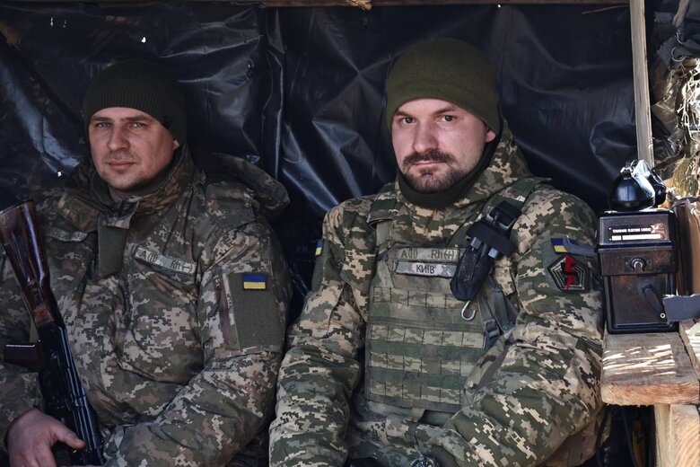 Сирський про оборону Бахмуту: Весняний контрнаступ не за горами, необхідно виграти час для накопичування резервів 06