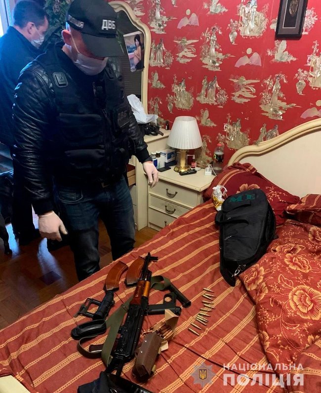 Правоохранители задержали на Харьковщине банду, которая похищала и убивала людей ради квартир 02
