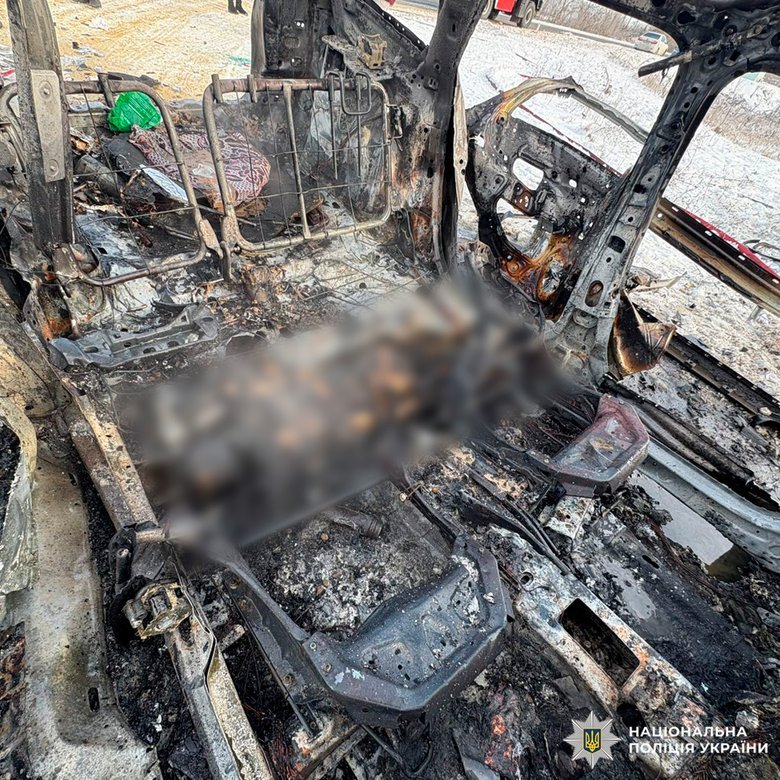 Російський дрон атакував машину медиків на Харківщині