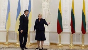 янукович фото визит литва