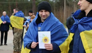 Відбувся обмін полоненими: визволено 175 військових та семеро цивільних, - Зеленський. ФОТО