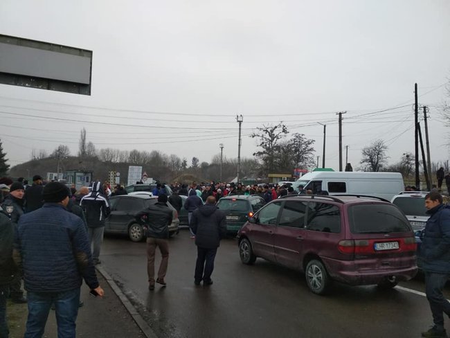 Новые протесты евробляхеров: заблокирован ряд пунктов пропуска на границе, горят шины 09