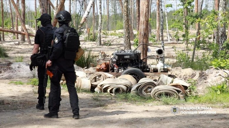 Незаконний видобуток бурштину: на Рівненщині викрили схему