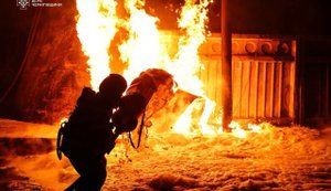 Россияне целенаправленно ударили по спасателям на Черниговщине: ранены 4 пожарных. ФОТОрепортаж