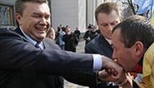 ПРЕЗИДЕНТ УДОВЛЕТВОРИЛ ГЕЕВ, ЛЕСБИЯНОК И ПРОЧИХ ЛГТБ