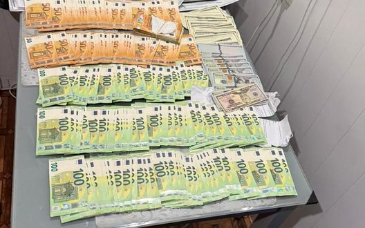 Судитимуть жителя Черкащини за продаж автомобілів, ввезених як гуманітарна допомога