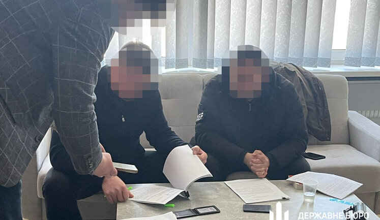 Керівників "Укрпрофтуру" та Федерації профспілок викрили на привласненні держмайна на 20 мільйонів. ФОТО