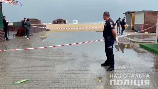 Чоловік застрелив людину в барі Затоки, - Нацполіція 03