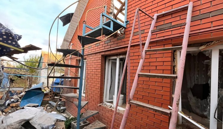 Армия РФ атаковала Днепропетровщину дронами и артиллерией: пострадали три человека. ФОТОрепортаж