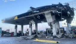 Росія атакувала Київ: 8 постраждалих, горіли будівлі та АЗС