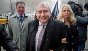 В США показали переписку соратника Джулиани Парнаса с окружением Зеленского, Луценко и Аваковым:
