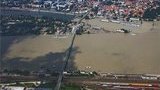 Наводнение в Венгрии бьет рекорды: Эвакуированы тысячи людей, целые города отрезаны от мира. ФОТОрепортаж