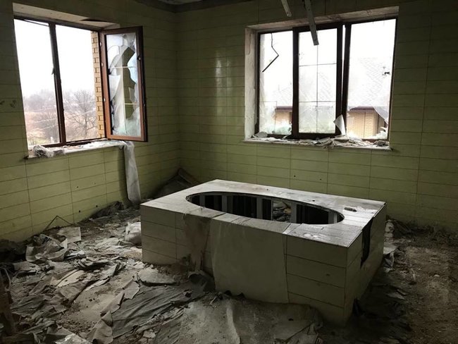 Жизнь в мертвых Песках под Донецком 12