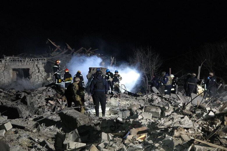 Внаслідок удару росіян у Покровському районі загинуло 11 людей, в тому числі 5 дітей, - ОВА 01