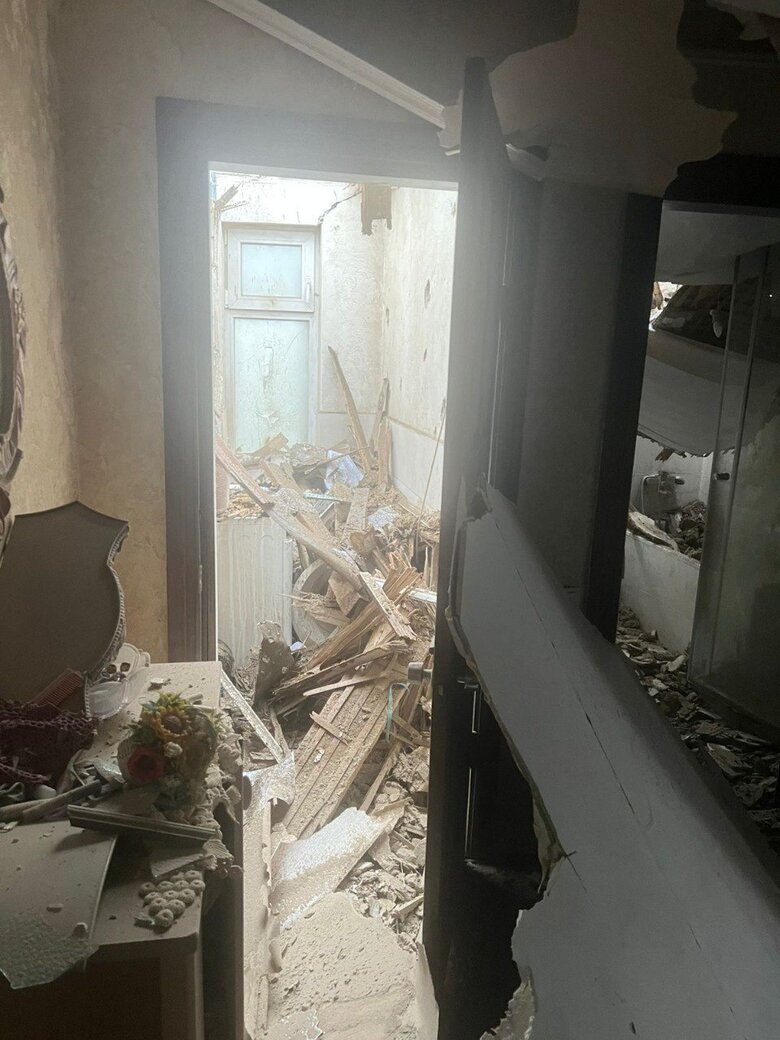 Consequences of shelling in the Khmelnytskyi region on 26 May 2025