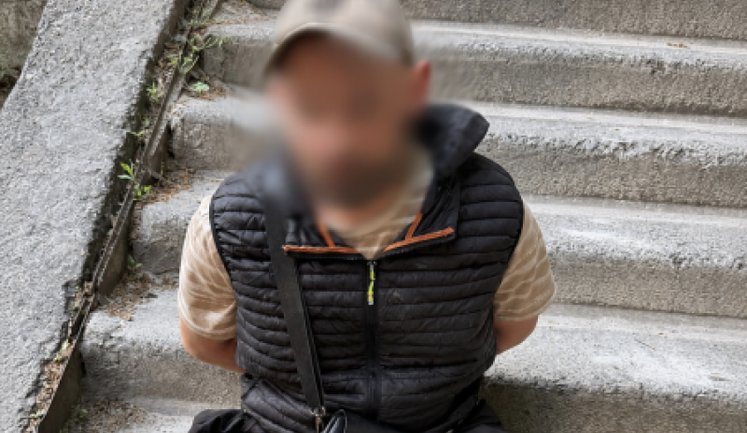 У центрі Львова чоловік відкрив стрілянину: йому загрожує до семи років позбавлення волі