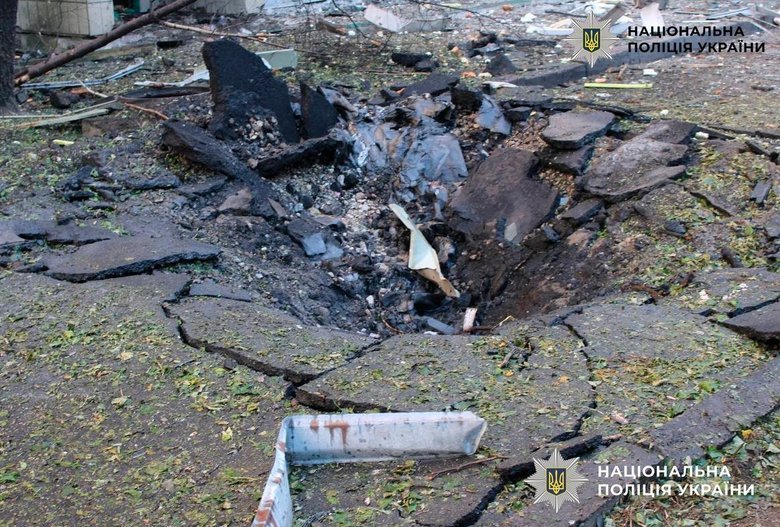 Київ атакують шахеди 9 вересня - влучання у будинок