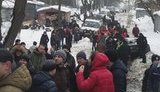 "Гаражи сносили тракторами, спиливали болгарками ворота": последствия противостояния титушек и киевлян на Татарке. ФОТОрепортаж+ВИДЕО