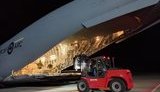 Самолет с канадским оружием прибыл в Украину. ФОТО