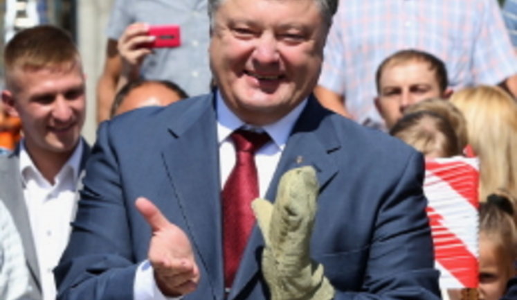 Порошенко: Проблемы с безработицей в Украине больше нет