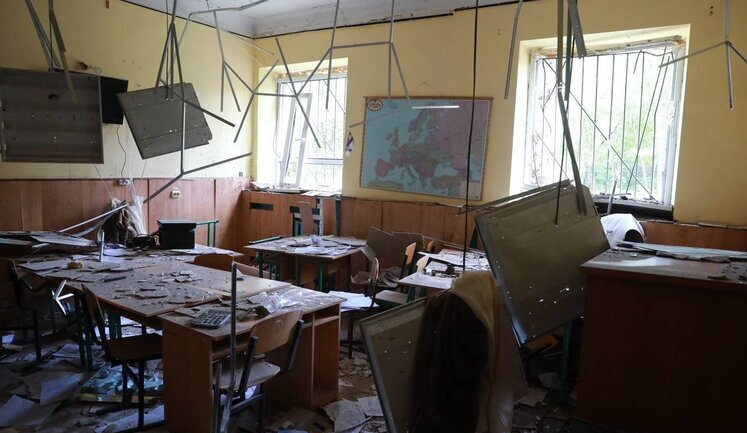 Russian troops destroyed a boarding school in Zaporizhzhia with five rockets, - OVA. VIDEO&PHOTOS