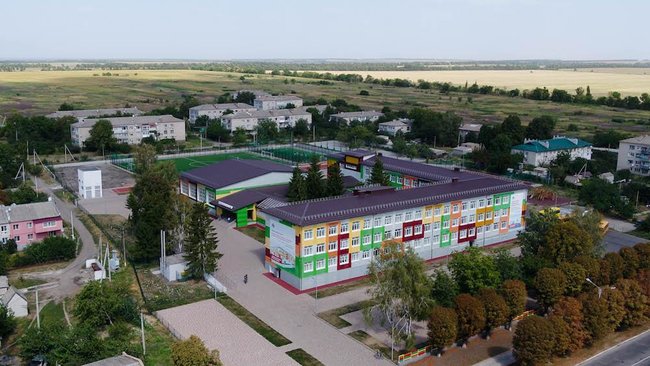 Днепропетровская ОГА строит 20 стадионов и 40 образовательно-спортивных пространства профессионального уровня, - Голик 02