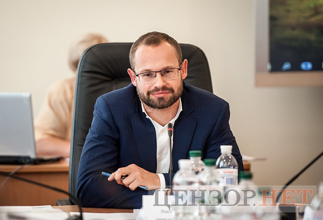 Регламентний комітет не підтримав подання на притягнення до кримінальної відповідальності нардепа Пономарьова 08