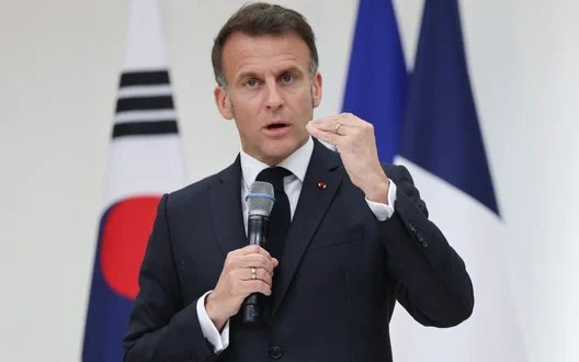 Наша мета - не бути васалами США та Китаю, - Макрон