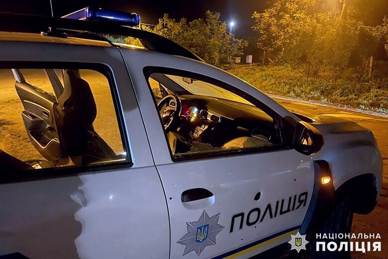 П'яний водій стріляв по поліцейських