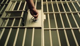 Зрадниця отримала 15 років