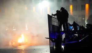 В ходе протестов только в Алматы исчезло 1,3 тыс. единиц оружия, - полиция Казахстана
