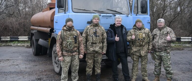Спецназовцам, воюющим под Бахмутом, передали бензовоз, карематы и спальники. 03