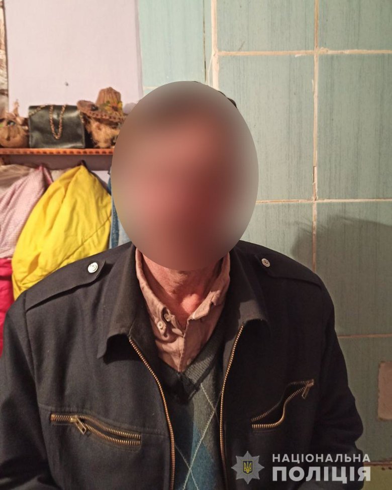 Схватился за сердце и упал: подозреваемый в убийстве лося браконьер умер при попытке побега от лесничих 03
