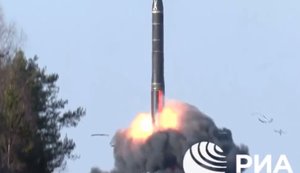 РФ провела "ядерні тренування": було здійснено пуск міжконтинентальної балістики "Ярс". ВIДЕО